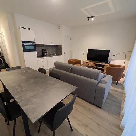 New Modern In The Heart Of T73 *