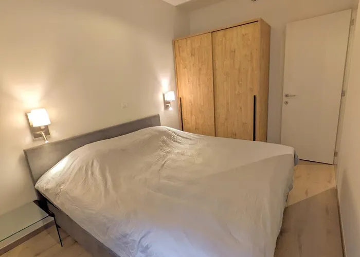 New Modern In The Heart Of T73 * 奥斯滕德